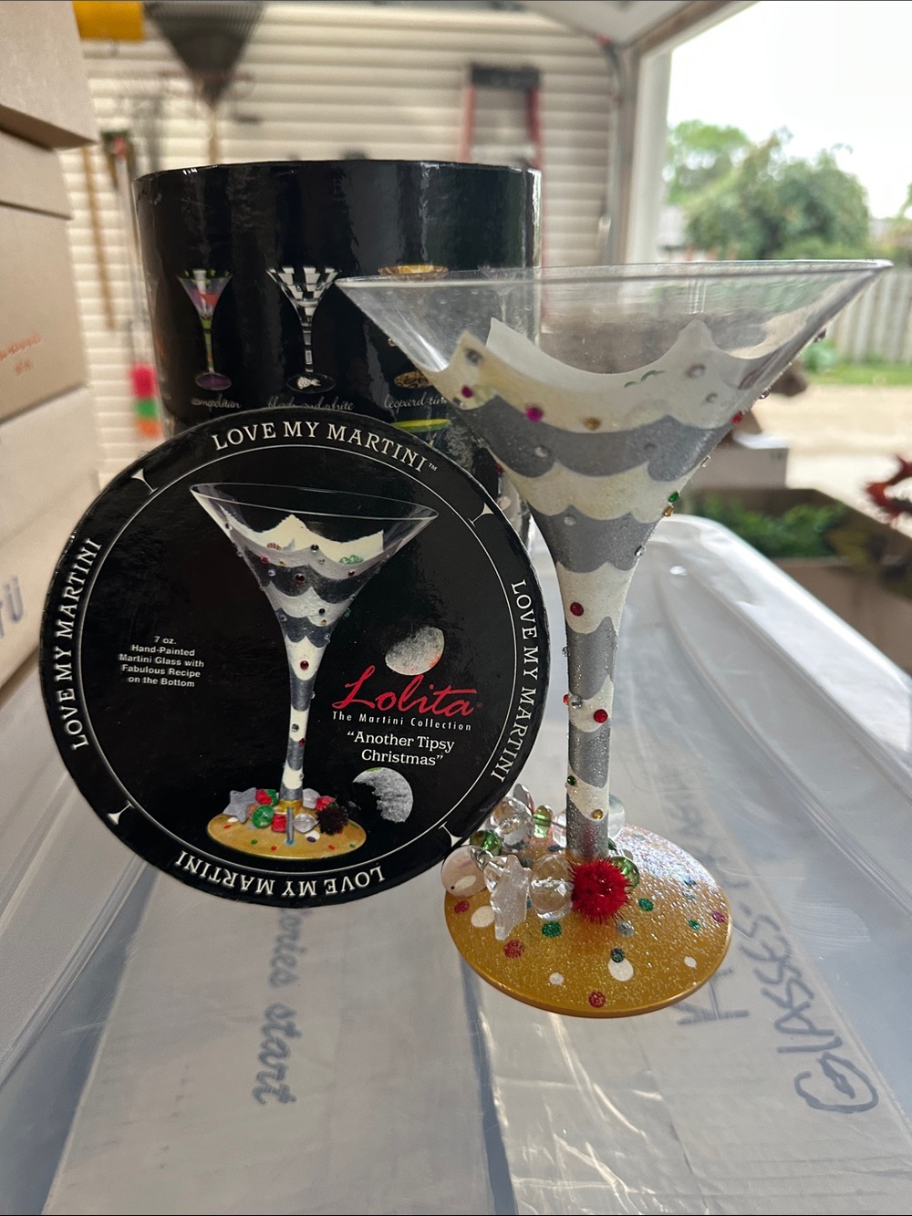 Lolita Festive Martini Glass in White, Gold & Silver